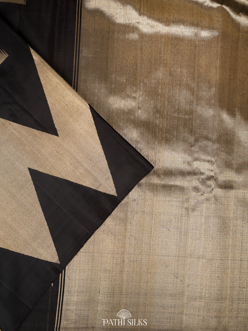 Black Kanjivaram silks saree