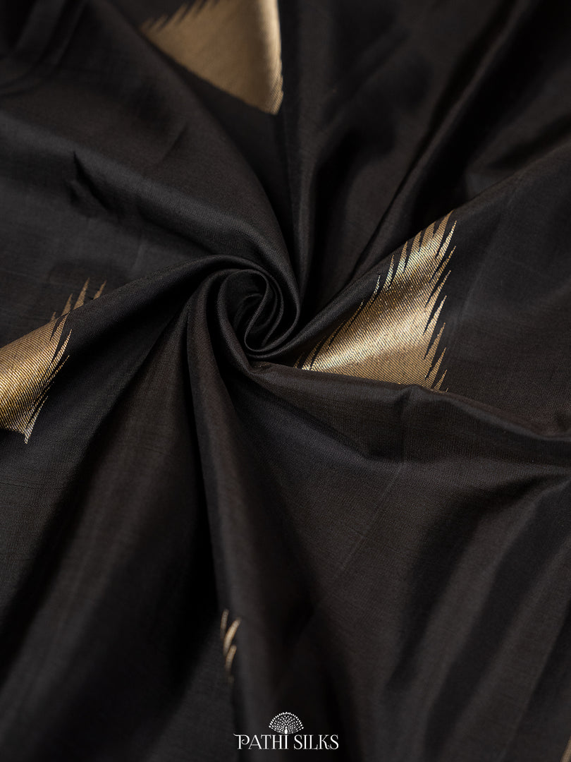 Black Kanjivaram silks saree